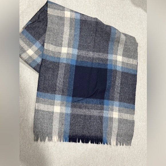 Men's Blue and Gray Plaid Scarf 100% wool - Picture 2 of 3